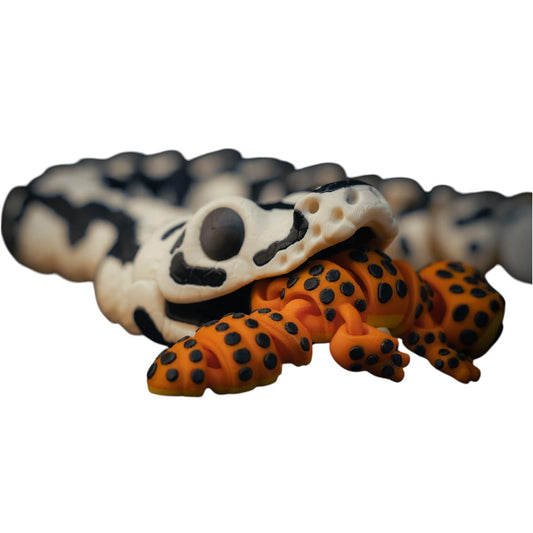 Articulated Ball Python Fidget Snake – Flexible Poseable Black & Cream Reptile Figurine for Desk Display or Stress Relief – 3D Printed in Canada