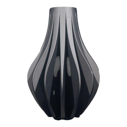 Zolara Modern Twist Vase – Black Geometric Decorative Flower Holder for Home or Office – Sleek Contemporary Table Centerpiece – 3D Printed in Canada