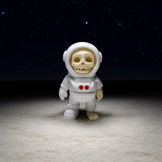 Tiny Skeleton Astronaut Figurine – Spooky Space Explorer Mini Collectible for Sci-Fi, Gothic & Desk Décor Fans – Unique 3D Printed Figure – 3D Printed in Canada