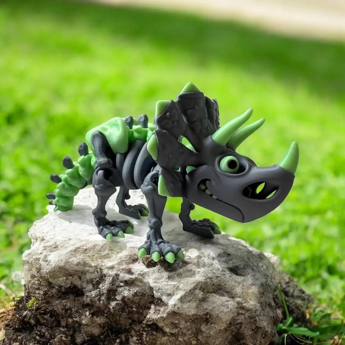3D Printed Flexi Factory Skeleton Triceratops - Articulated Poseable Dinosaur | Prehistoric Collectible
