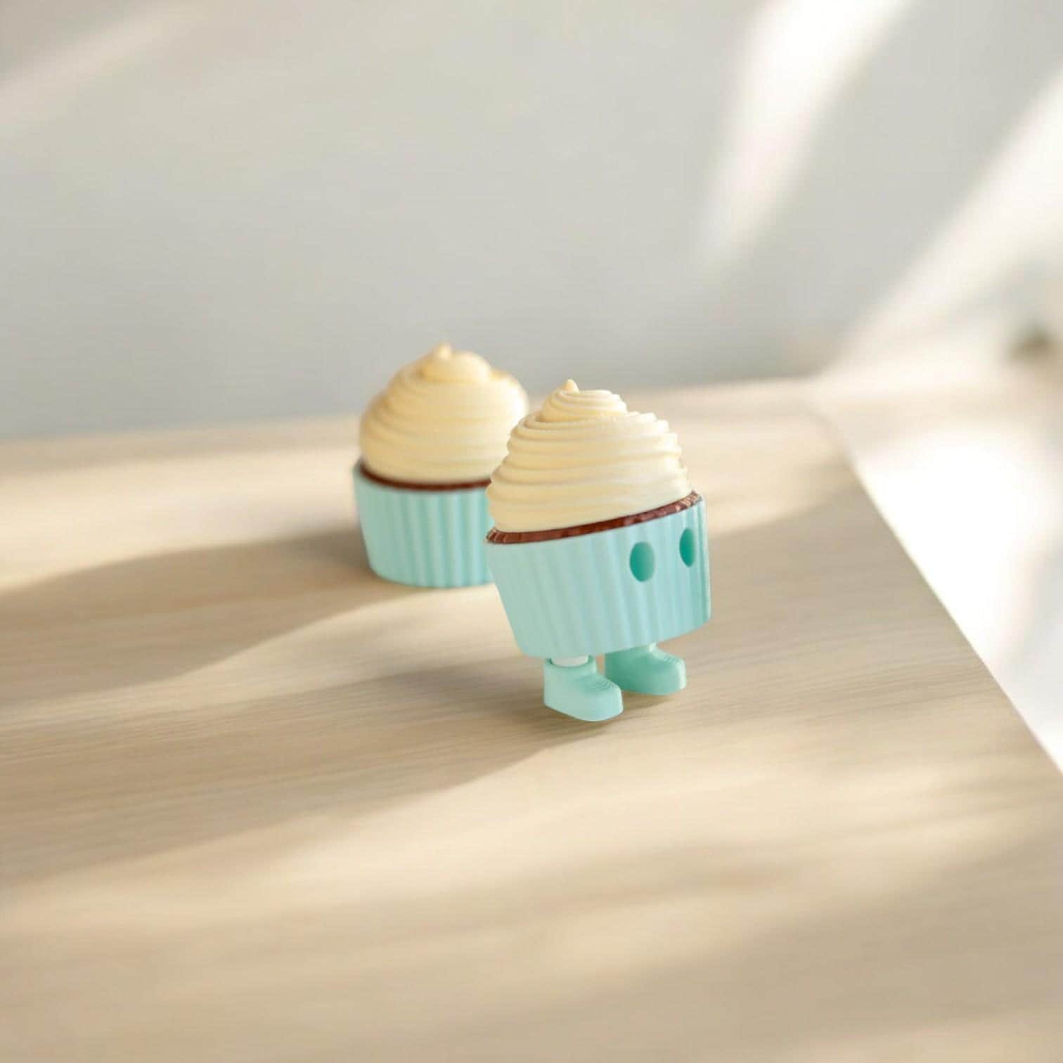 Zou Cupcake – 3D Printed Cute Mini | Fun Collectible | Made in Canada | Available in Packs of 5, 10, 50, or 100