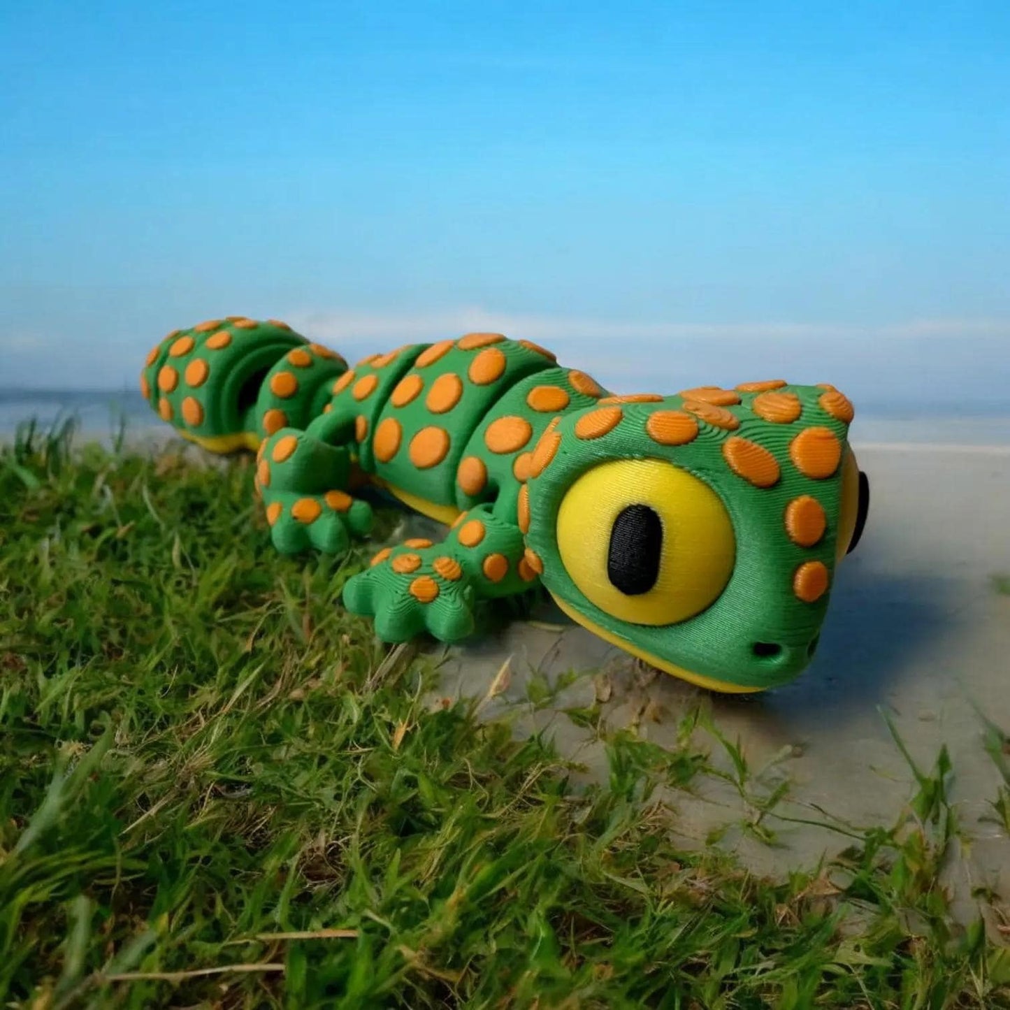 Articulating Leopard Gecko – 3D Printed Poseable Gecko Figurine – Cute and Fun Collectible Desk Toy | Flexible Reptile Figure