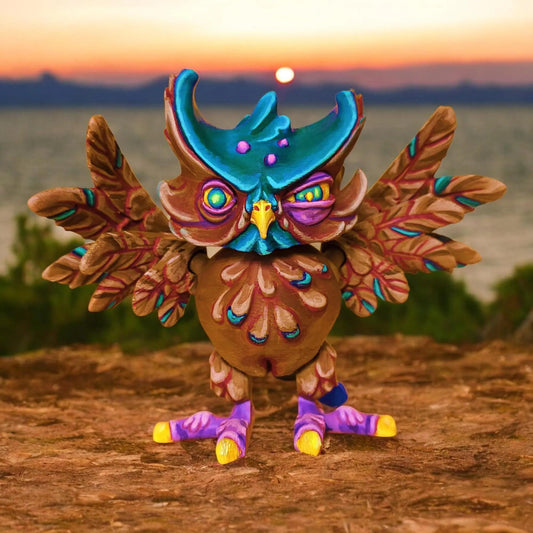 Articulated Creepy Owl Figurine – 3D Printed Gothic Collectible & Poseable Decor | Eco-Friendly