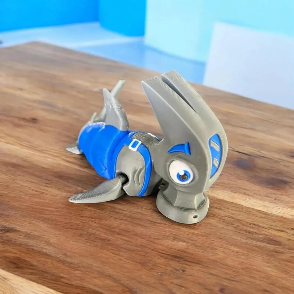 Articulated Hammerhead Shark Figurine – Fun 3D Printed Desk Toy – Interactive Collectible for Teens & Adults – 3D Printed in Canada