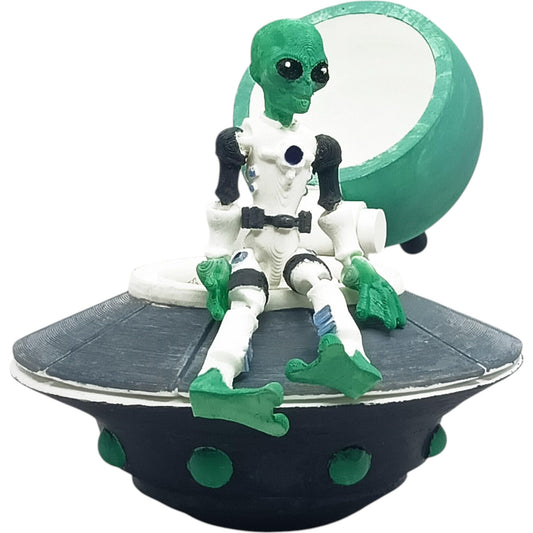 3D Printed Alien Figurine with UFO Spaceship – Articulated DIY Paintable Sci-Fi Display Model for Desk, Diorama, or Collection – 3D Printed in Canada