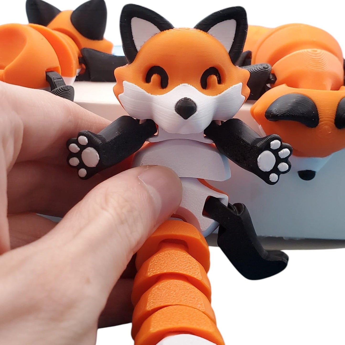 Articulated Fox Figurine – Flexible Red Fox Fidget Collectible for Desk or Shelf Décor – Cute Posable Animal Gift for Teens & Adults – 3D Printed in Canada