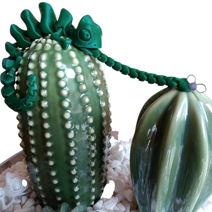 Articulated Chameleon Fidget Figurine – Movable Reptile Toy for DIY Painting, Desk Display or Stress Relief – 3D Printed in Canada