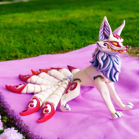 Articulated Kitsune Figurine – 3D Printed Japanese Mythology Collectible & Poseable Decor | Eco-Friendly