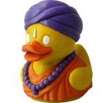 Guru Duck Figurine – Spiritual Duck Decor with Robe, Beads & Turban for Desk, Shelf, or Gift – Zen-Inspired Collectible for Adults