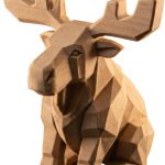 Wood Carved Moose Figurine – Wood Carved Party Rustic Decor in PLA Wood Finish – Geometric Animal Sculpture for Cabin or Shelf Display