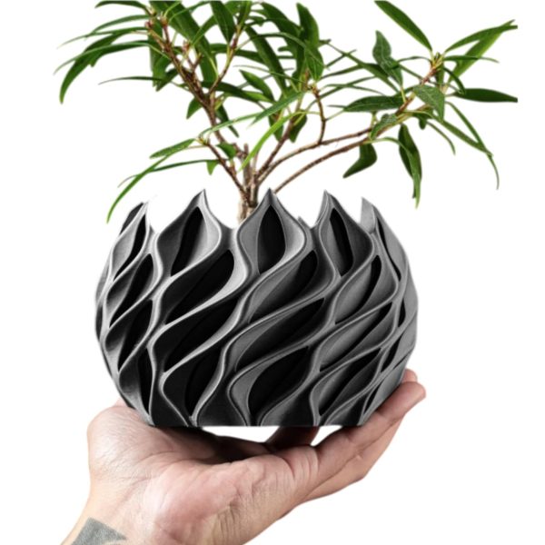 Twisting Wave Planter