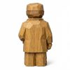 Figurine de médecin sculptée façon bois