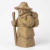 Figurine voyageur Le voyage commence sculptée bois