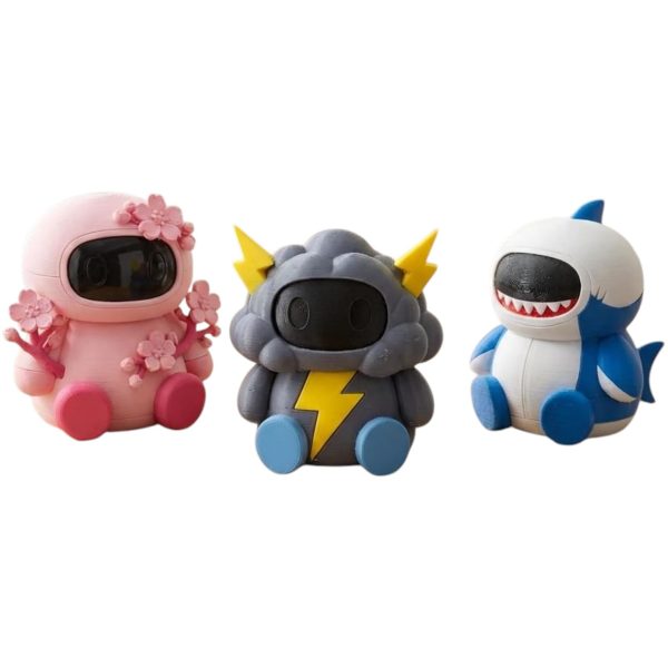 Lot varié de figurines robot