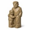 Figurine Père et fils sculptée façon bois