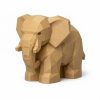 Figurine éléphant sculptée dans le bois