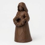 Wood Carved-Like Wreath Figurine - Unique Desk Decor for Adults – 3D Printed in Canada - 3D Printed in Canada (Black Walnut)