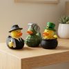 Lot de figurines de canards uniques