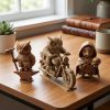 Ensemble de figurines de hibou motard