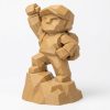 Figurine étape importante sculptée dans le bois