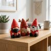 Ensemble de figurines de lutins festifs
